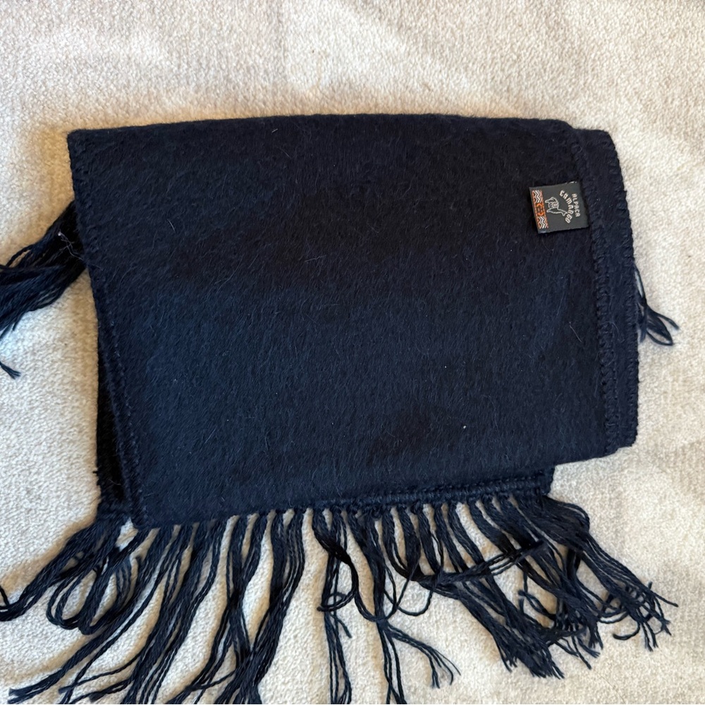 NWOT Classic Black Alpaca Scarf with Fringe (NEW WITHOUT TAGS) - Picture 3 of 5